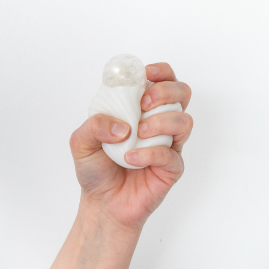 Seaside Clamshell Squeeze Squishy