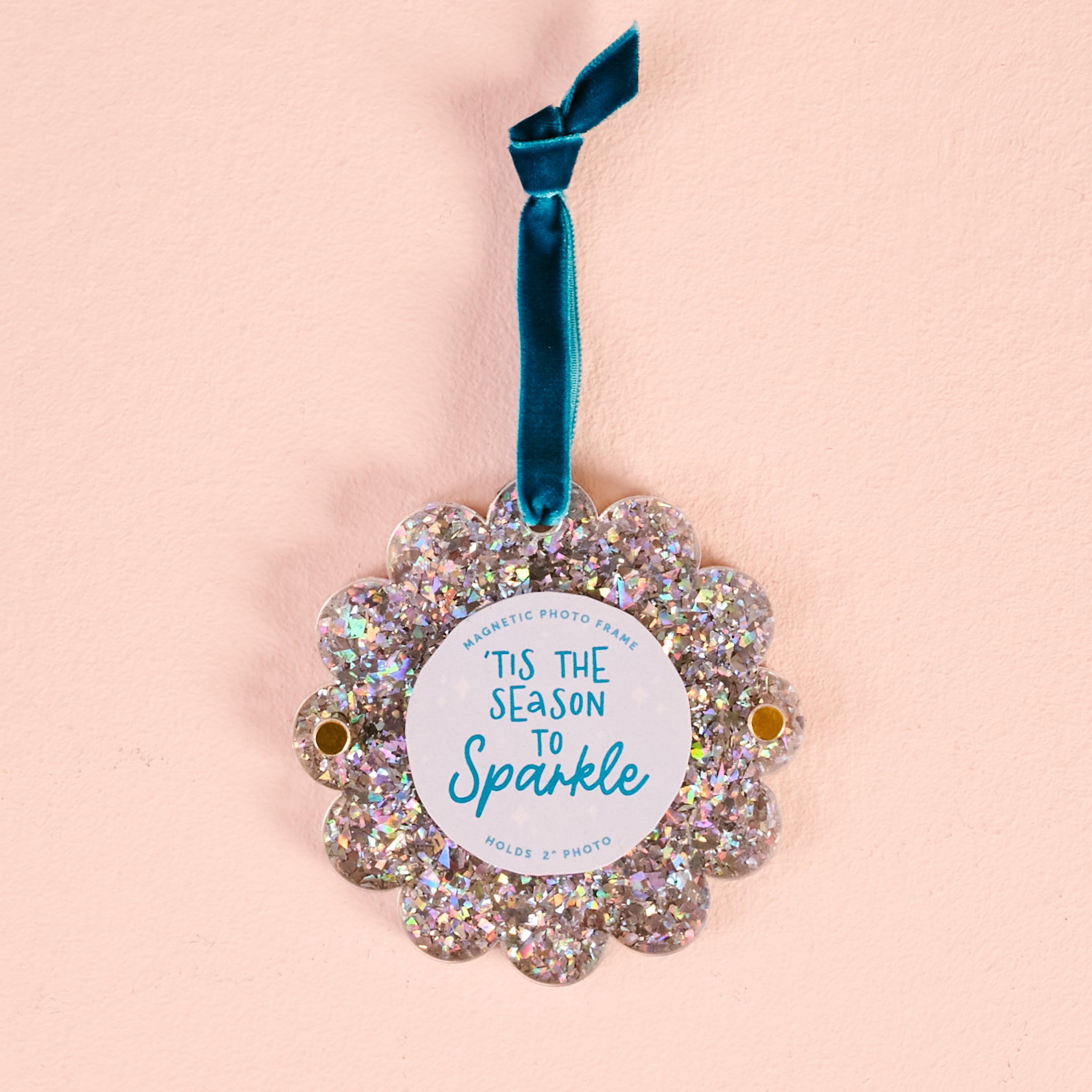 Scalloped Round Picture Frame Ornament - Thumbnail 4